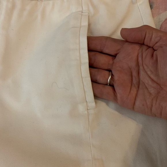 Two Size 4 Shorts, J Crew and Gap - Picture 12 of 12